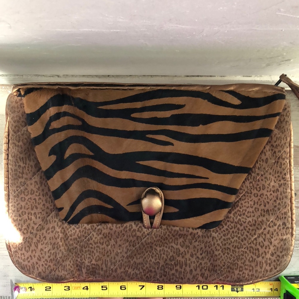 Vintage clutch
